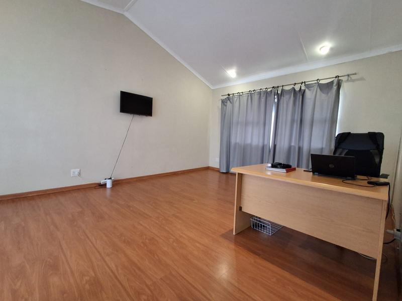To Let 3 Bedroom Property for Rent in Faerie Glen Gauteng