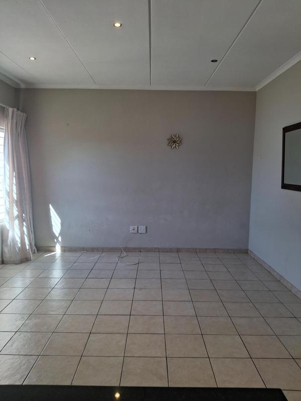 To Let 2 Bedroom Property for Rent in Blackheath Gauteng