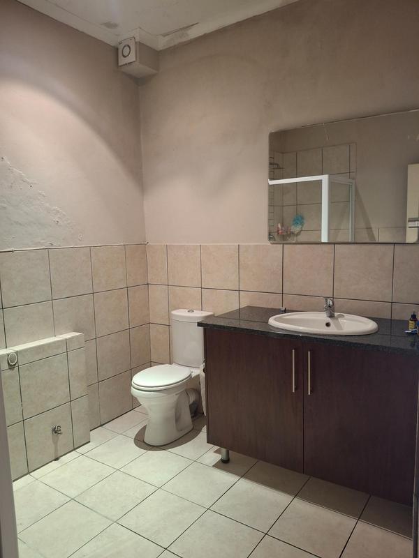 To Let 2 Bedroom Property for Rent in Blackheath Gauteng