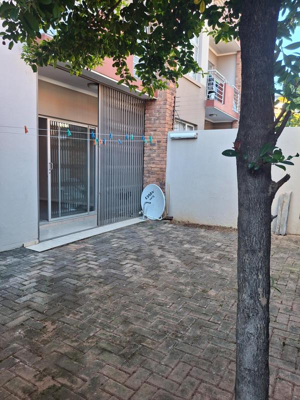 To Let 2 Bedroom Property for Rent in Blackheath Gauteng
