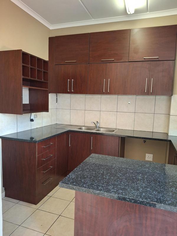 To Let 2 Bedroom Property for Rent in Blackheath Gauteng