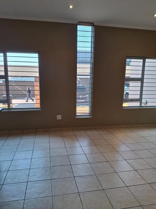 To Let 2 Bedroom Property for Rent in Blackheath Gauteng