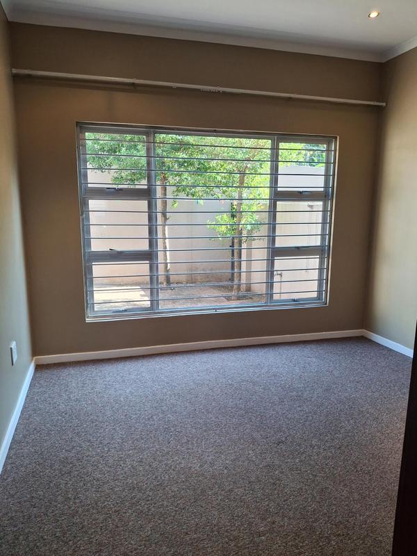 To Let 2 Bedroom Property for Rent in Blackheath Gauteng
