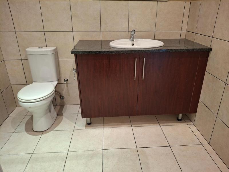To Let 2 Bedroom Property for Rent in Blackheath Gauteng