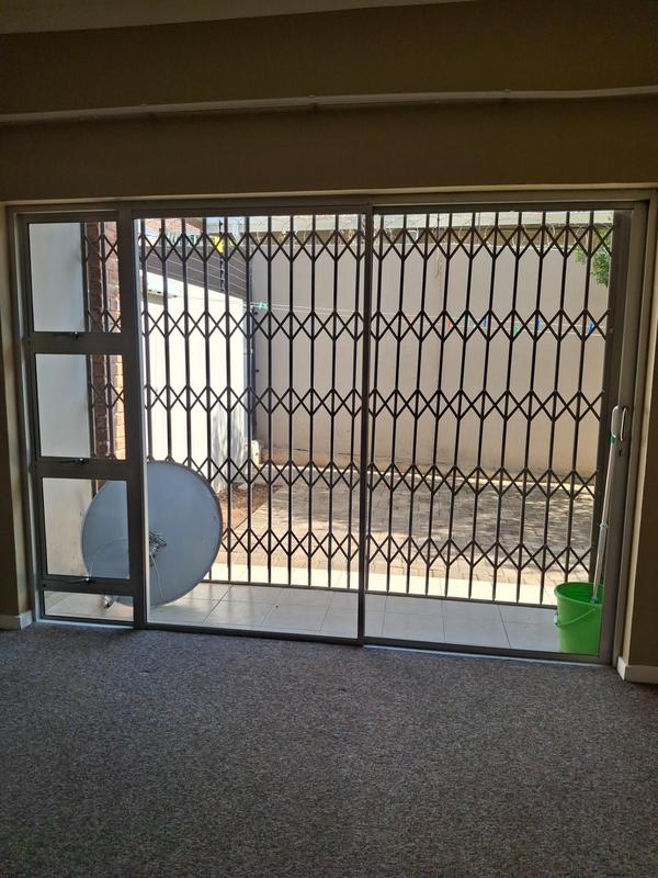 To Let 2 Bedroom Property for Rent in Blackheath Gauteng