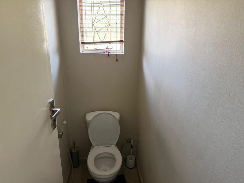 5 Bedroom Property for Sale in Erasmia Gauteng