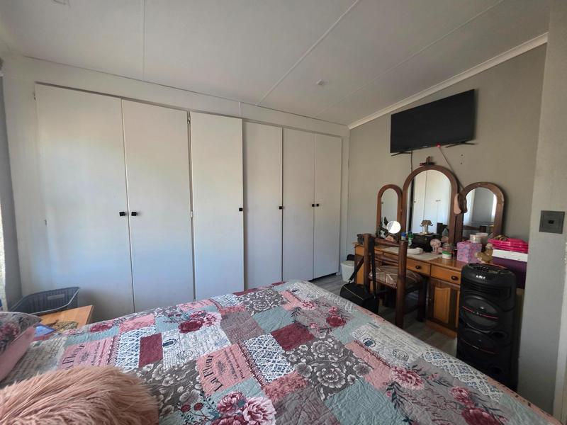 2 Bedroom Property for Sale in Elspark Gauteng