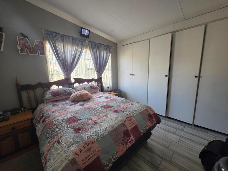 2 Bedroom Property for Sale in Elspark Gauteng