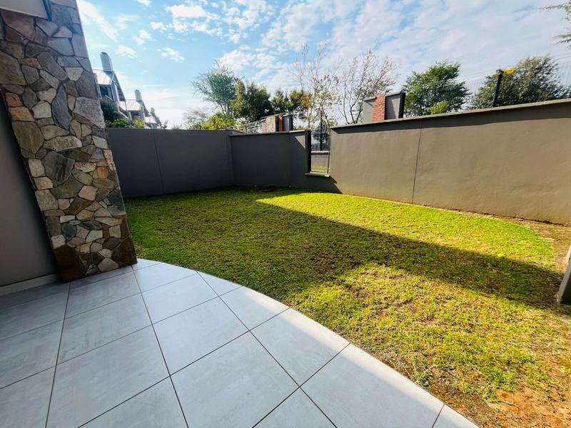 3 Bedroom Property for Sale in Waterfall Gauteng