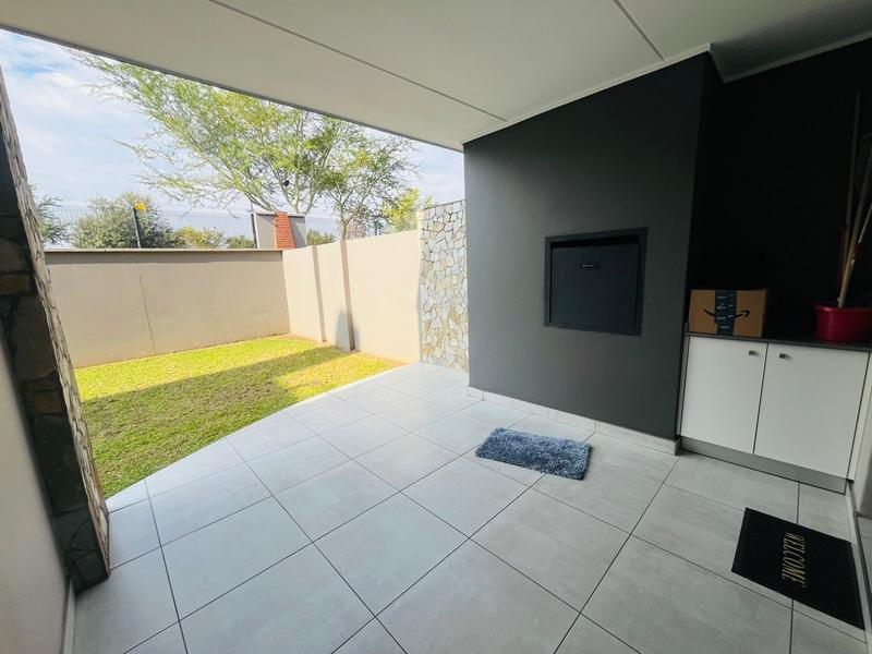 3 Bedroom Property for Sale in Waterfall Gauteng