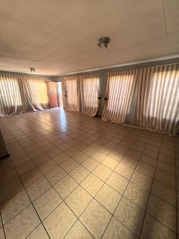 3 Bedroom Property for Sale in Olievenhoutbosch Gauteng