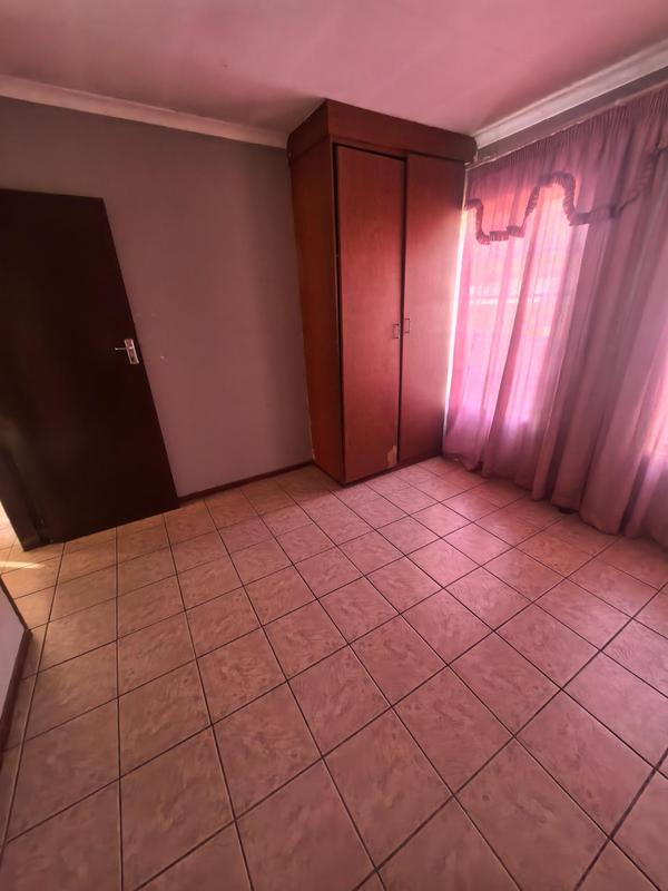 3 Bedroom Property for Sale in Olievenhoutbosch Gauteng