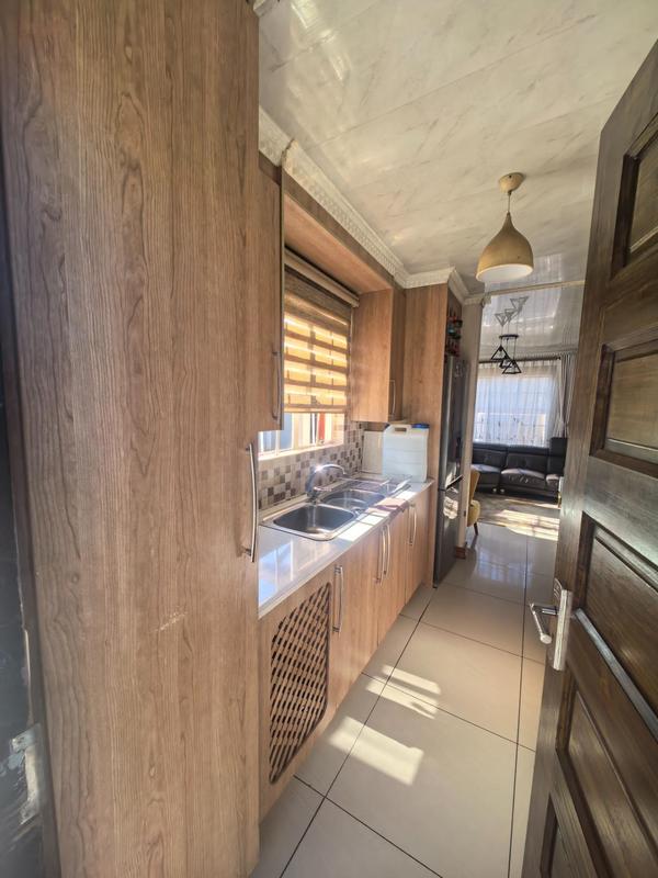 3 Bedroom Property for Sale in Olievenhoutbosch Gauteng