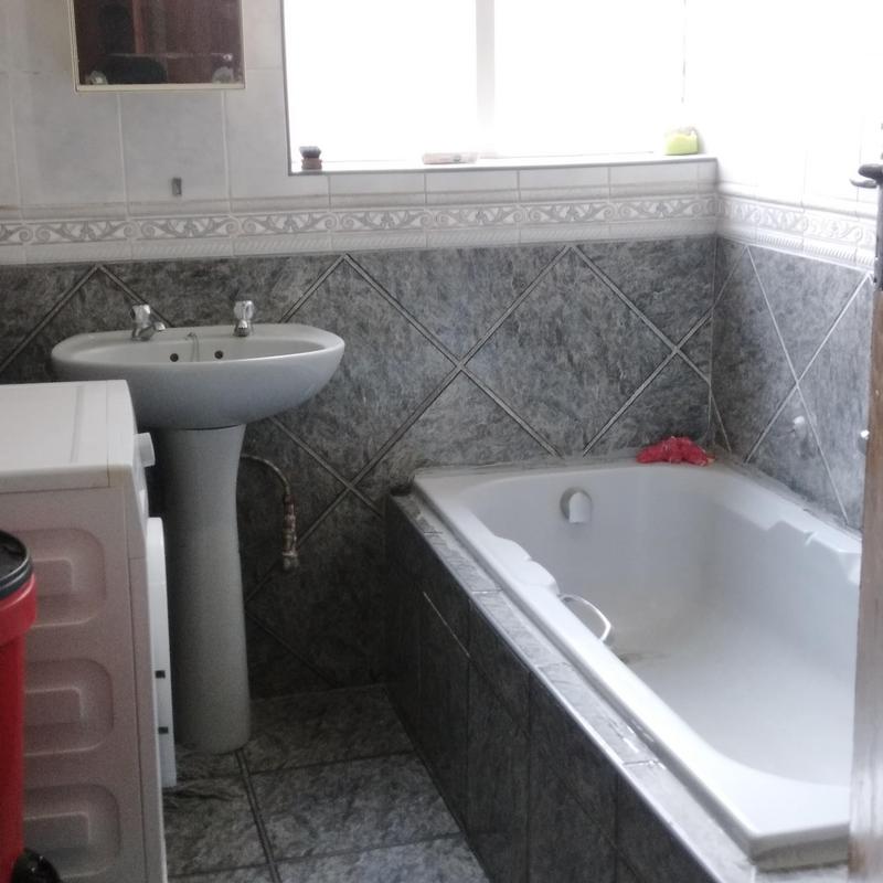 4 Bedroom Property for Sale in Sunnyside Gauteng