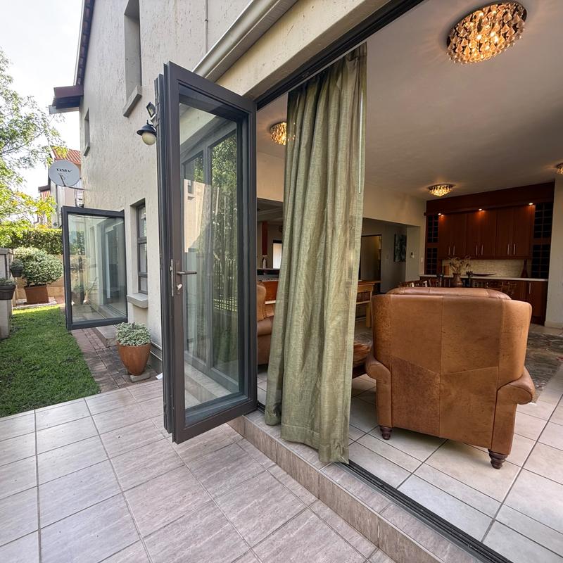 To Let 3 Bedroom Property for Rent in Midstream Estate Gauteng
