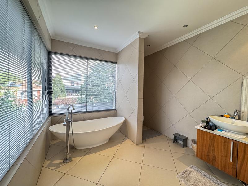 4 Bedroom Property for Sale in Midstream Estate Gauteng