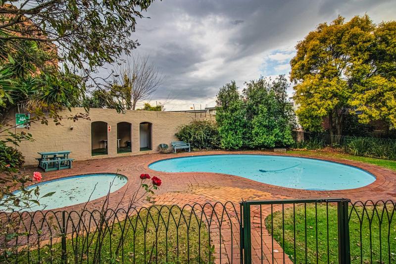 To Let 3 Bedroom Property for Rent in Victory Park Gauteng