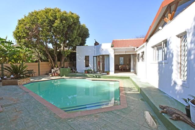 4 Bedroom Property for Sale in The Reeds Gauteng