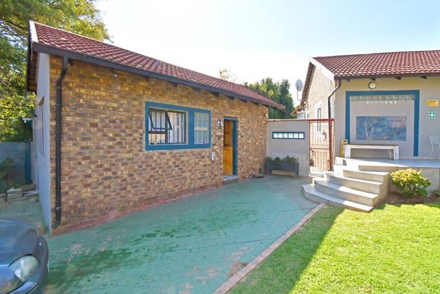 4 Bedroom Property for Sale in The Reeds Gauteng