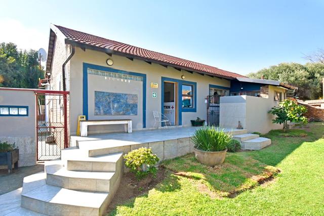 4 Bedroom Property for Sale in The Reeds Gauteng