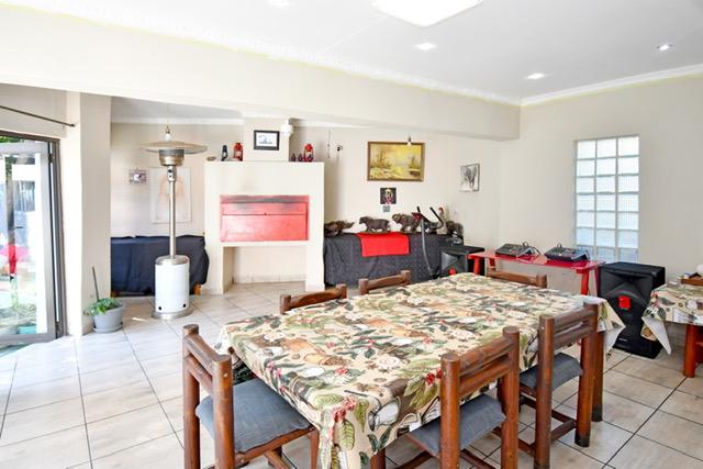 4 Bedroom Property for Sale in The Reeds Gauteng