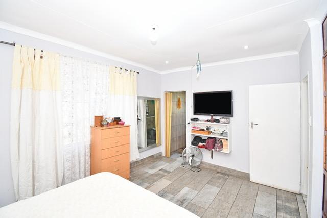 4 Bedroom Property for Sale in The Reeds Gauteng