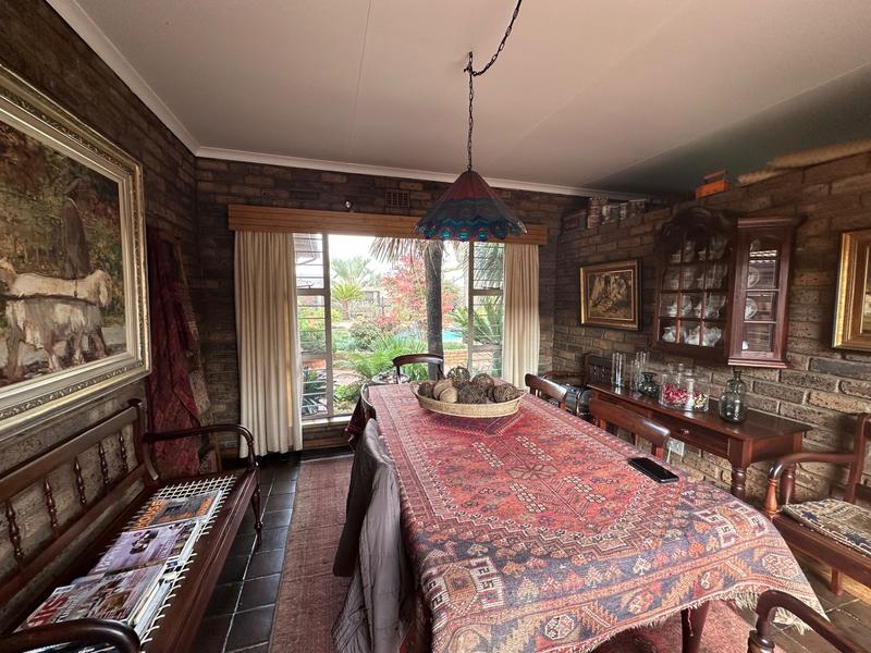 6 Bedroom Property for Sale in Dunnottar Gauteng