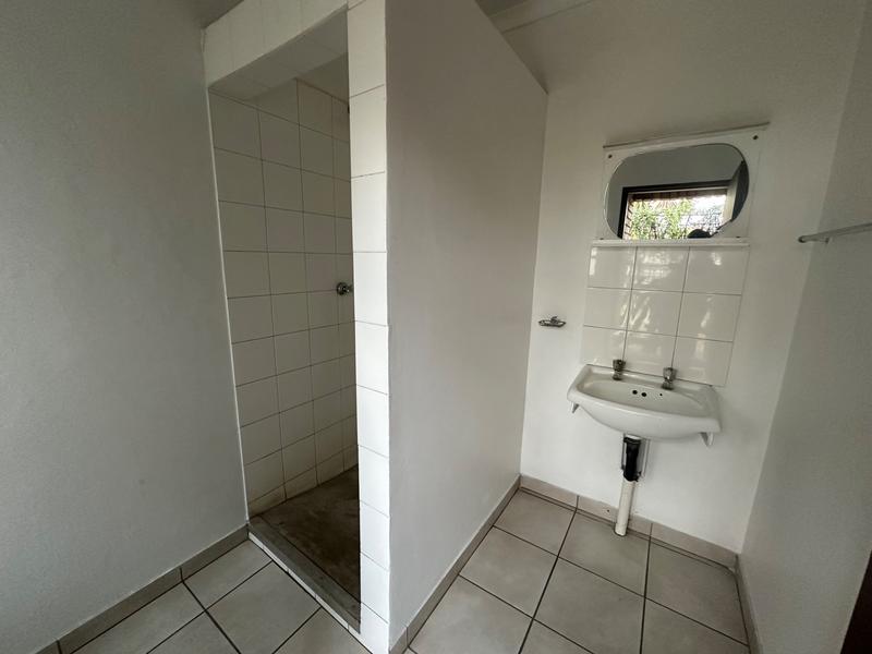 6 Bedroom Property for Sale in Dunnottar Gauteng