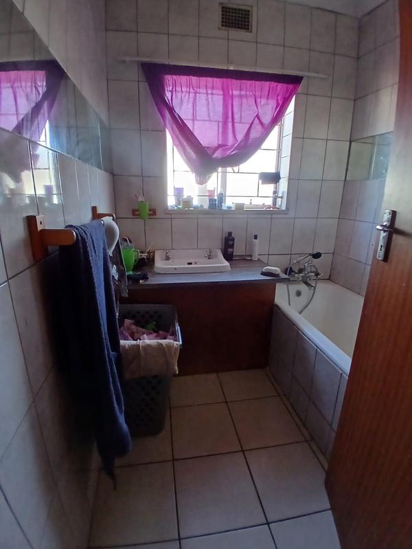 3 Bedroom Property for Sale in Geduld Gauteng