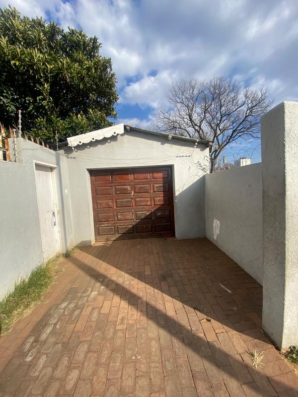 7 Bedroom Property for Sale in Springs Gauteng