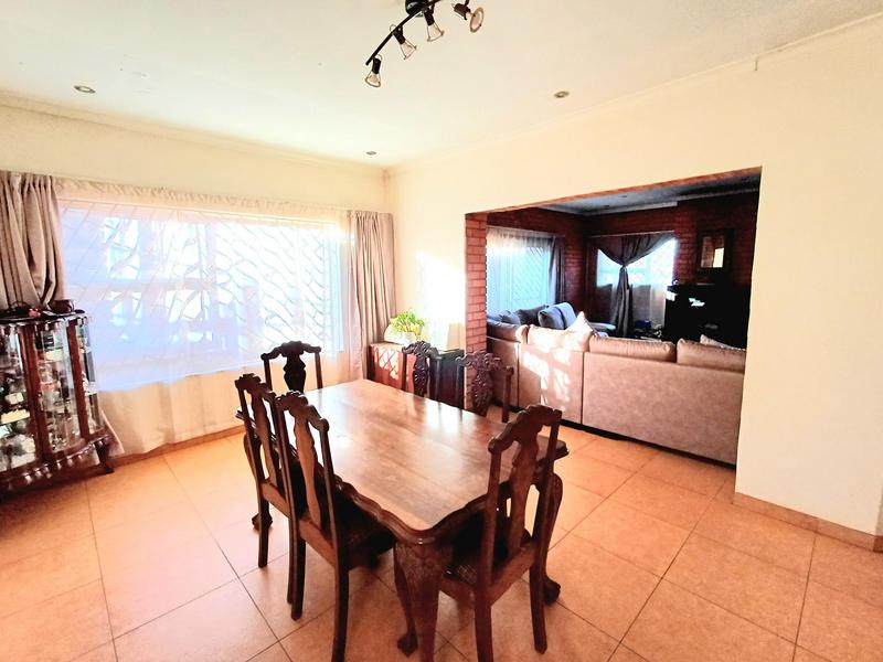 7 Bedroom Property for Sale in Laudium Gauteng