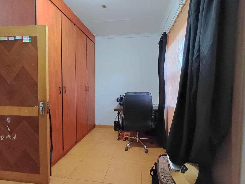 7 Bedroom Property for Sale in Laudium Gauteng