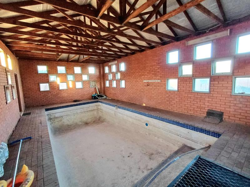 7 Bedroom Property for Sale in Laudium Gauteng