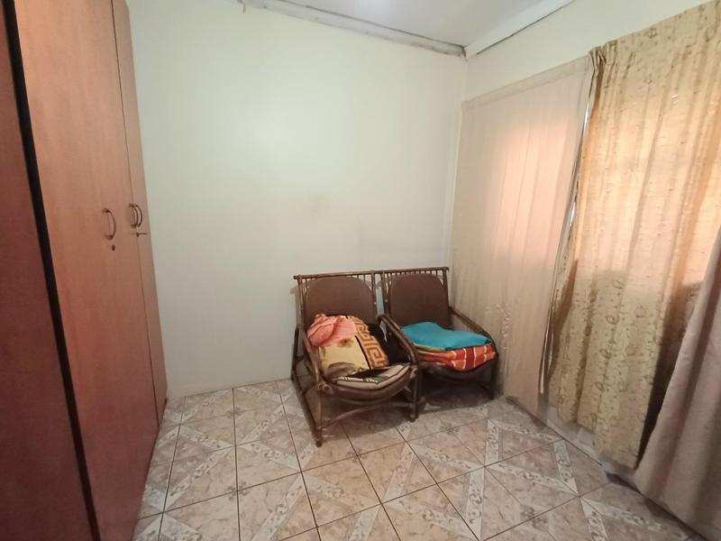 7 Bedroom Property for Sale in Laudium Gauteng