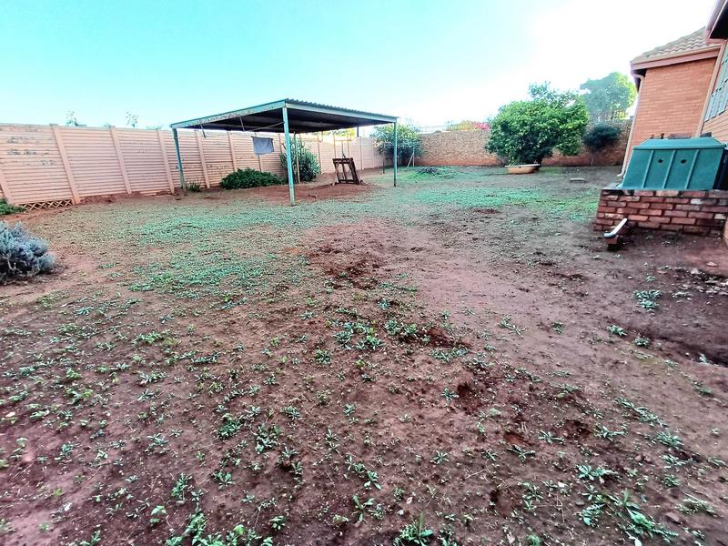 7 Bedroom Property for Sale in Laudium Gauteng
