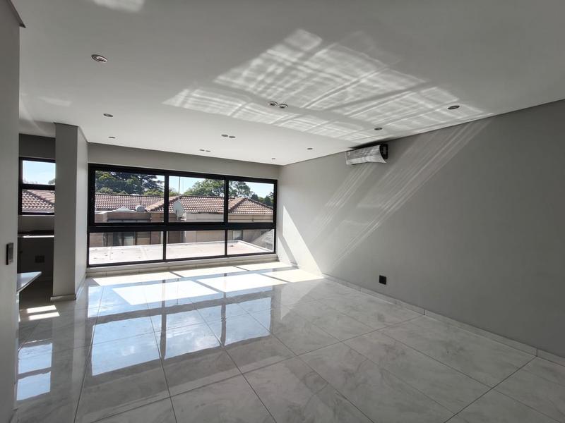 To Let 5 Bedroom Property for Rent in Houghton Estate Gauteng