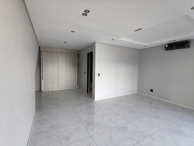 To Let 5 Bedroom Property for Rent in Houghton Estate Gauteng