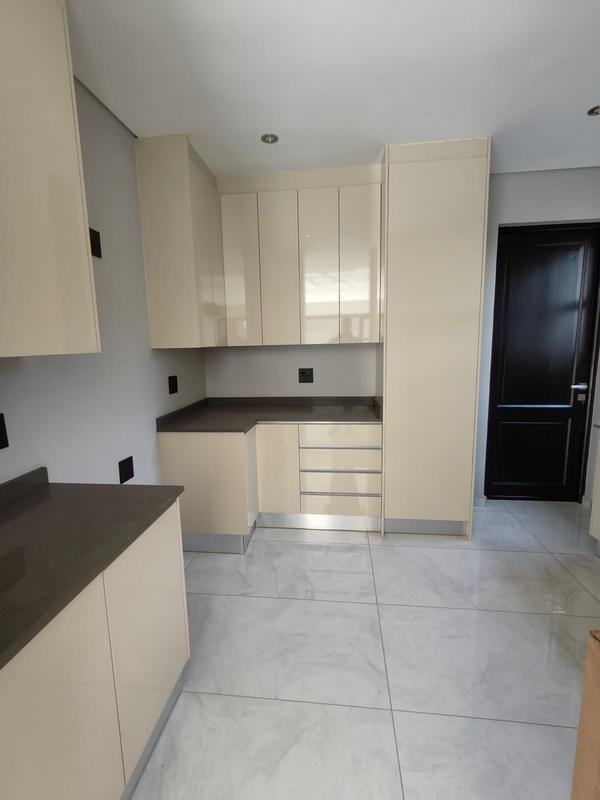 To Let 5 Bedroom Property for Rent in Houghton Estate Gauteng