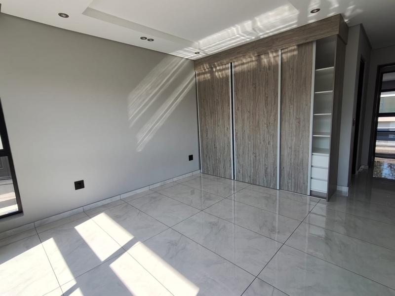 4 Bedroom Property for Sale in Houghton Estate Gauteng