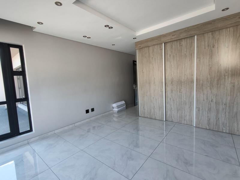 4 Bedroom Property for Sale in Houghton Estate Gauteng