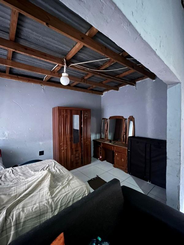 1 Bedroom Property for Sale in Naledi Gauteng