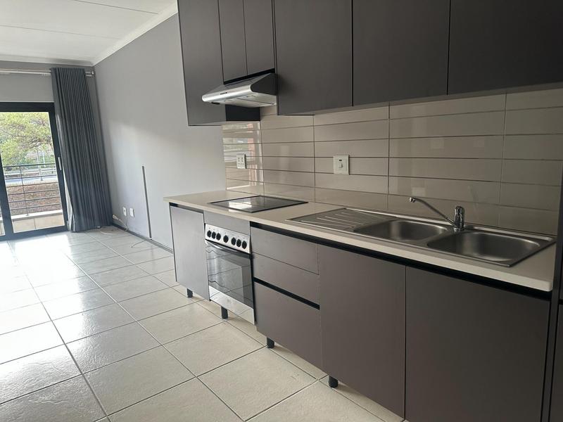 2 Bedroom Property for Sale in Greenstone Hill Gauteng