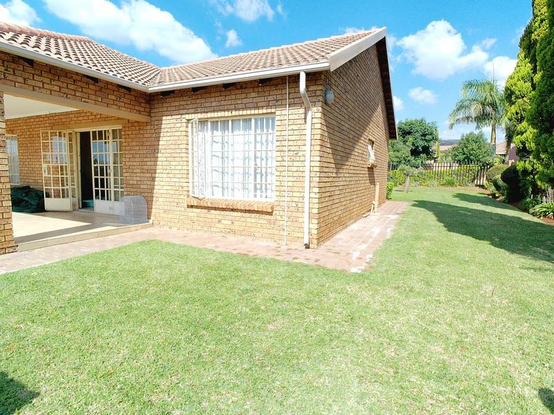 3 Bedroom Property for Sale in Theresa Park Gauteng
