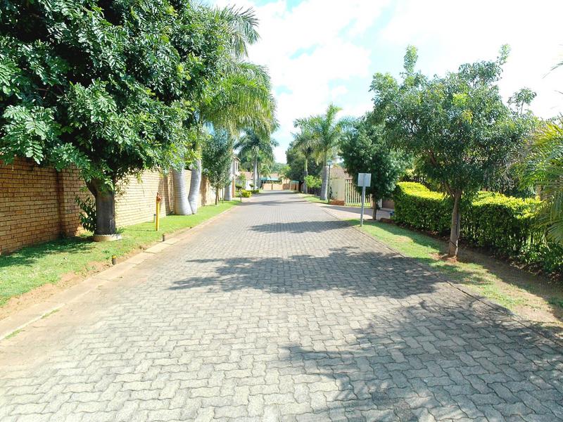 3 Bedroom Property for Sale in Theresa Park Gauteng