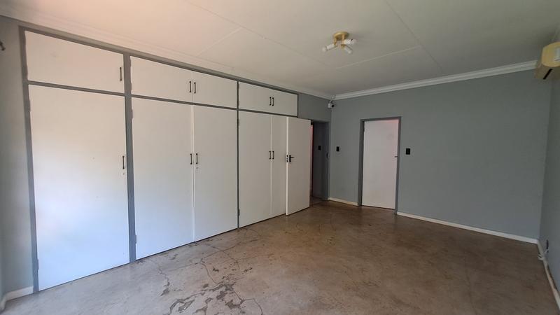 4 Bedroom Property for Sale in Meyerspark Gauteng