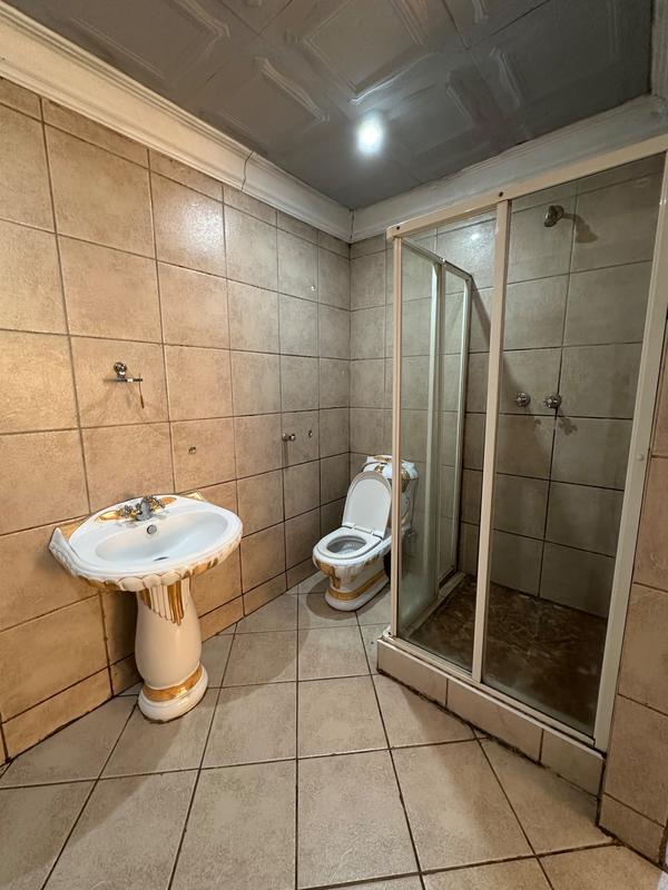 2 Bedroom Property for Sale in Tsakane Gauteng