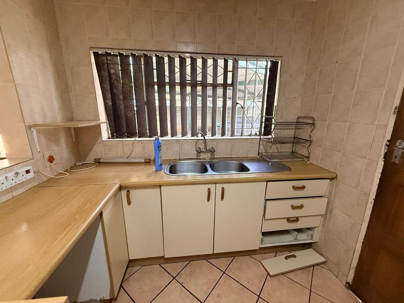 3 Bedroom Property for Sale in Birchleigh North Gauteng