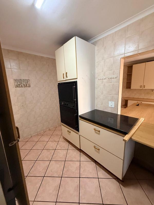 3 Bedroom Property for Sale in Birchleigh North Gauteng