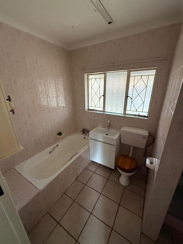 3 Bedroom Property for Sale in Birchleigh North Gauteng