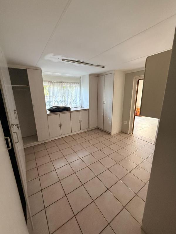 3 Bedroom Property for Sale in Birchleigh North Gauteng